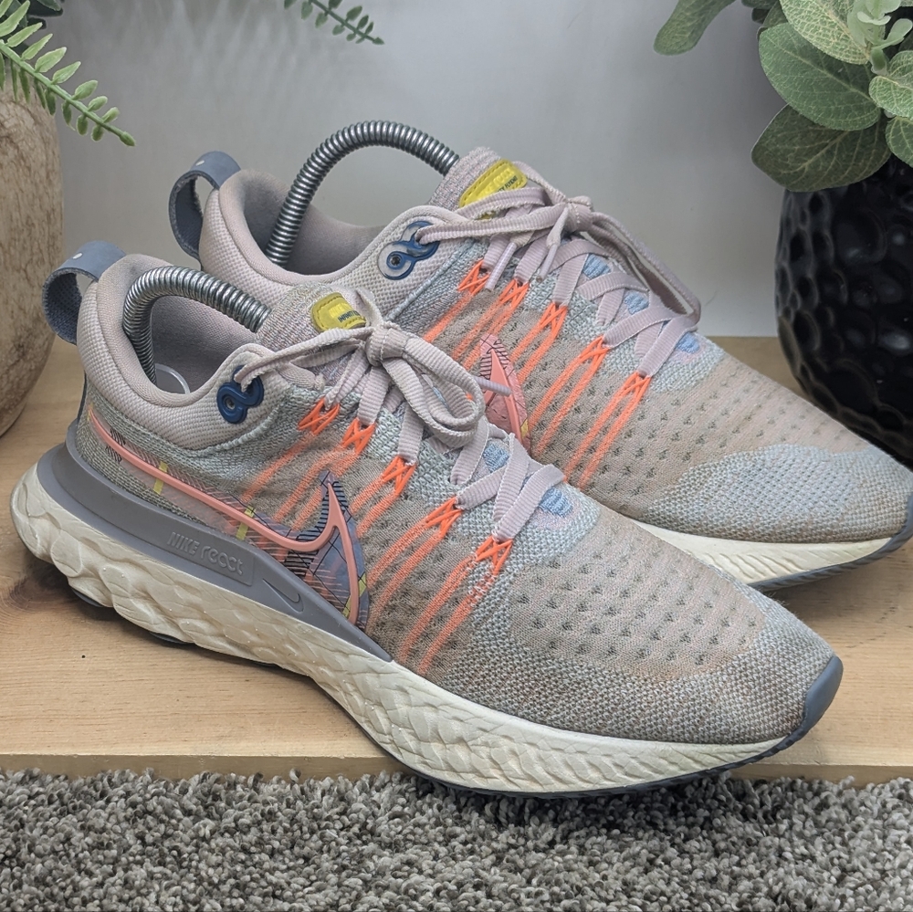 Nike React Infinity Run Women's Size 8.5 Running Shoes